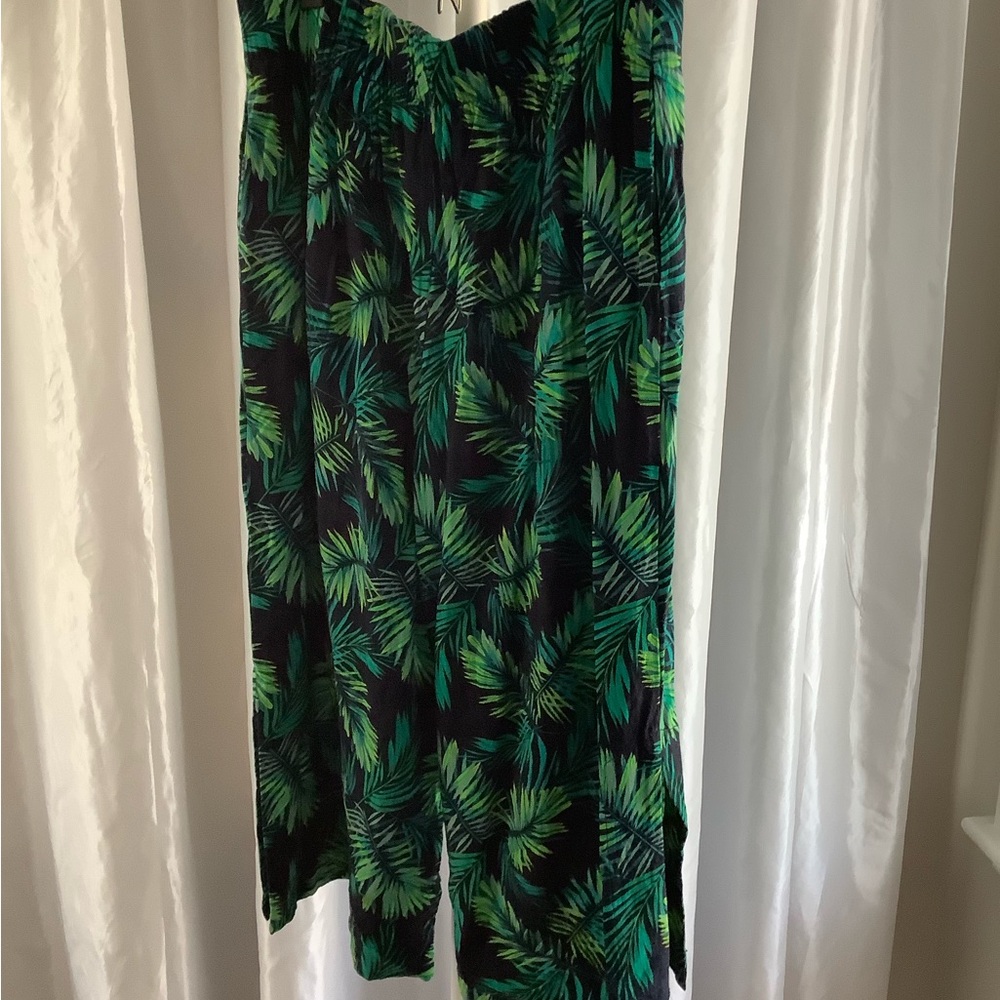 Soft Surroundings Green Leaf Patterned Fabric - image 1